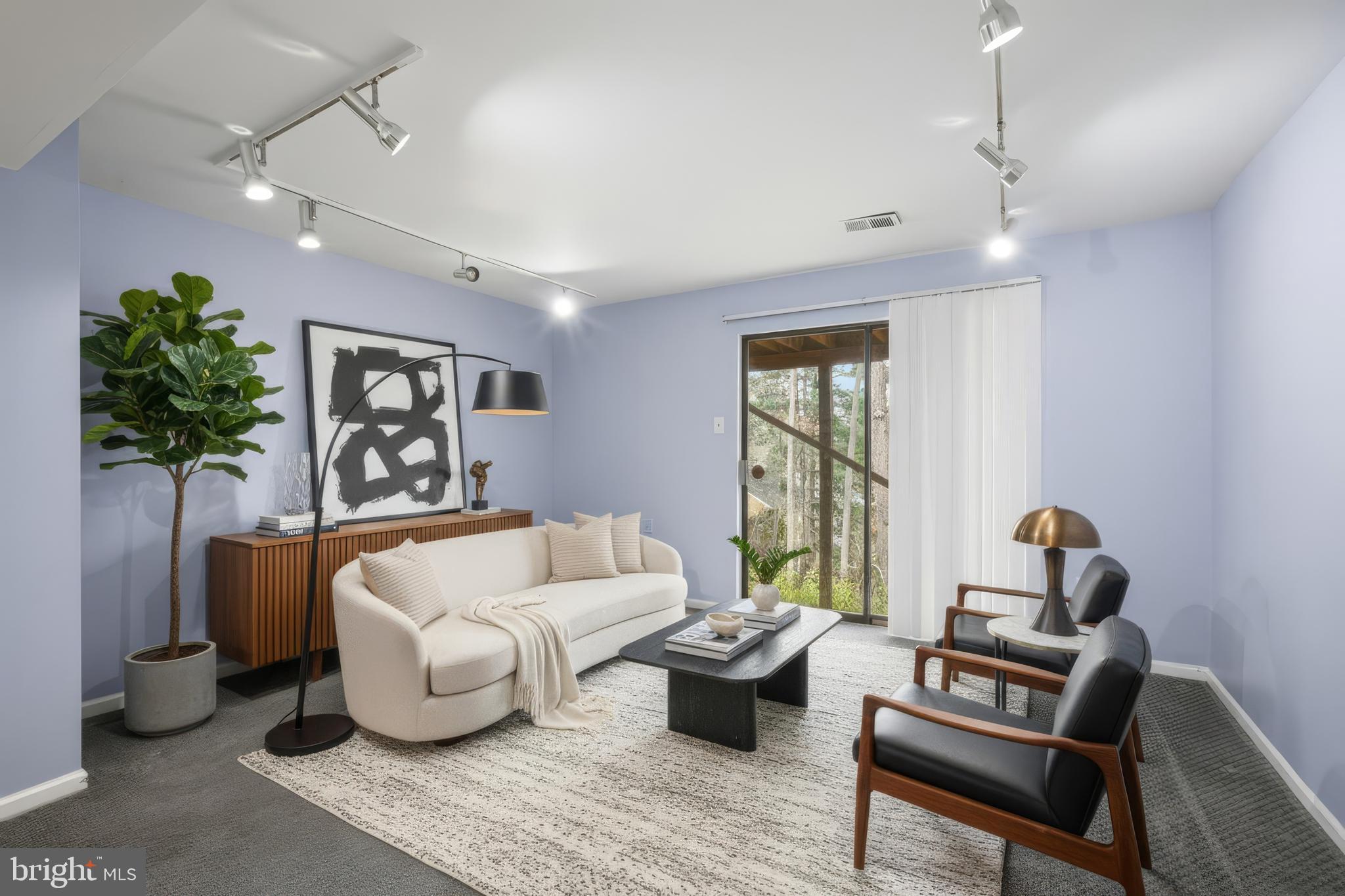 WOODLYN CROSSING - Residential