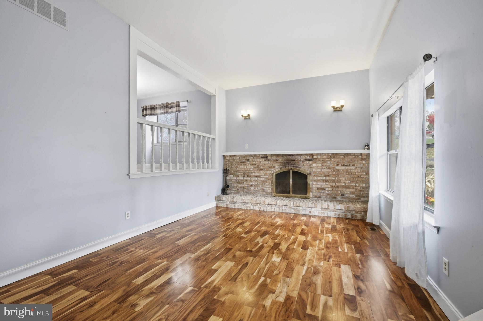 WOODLYN CROSSING - Residential