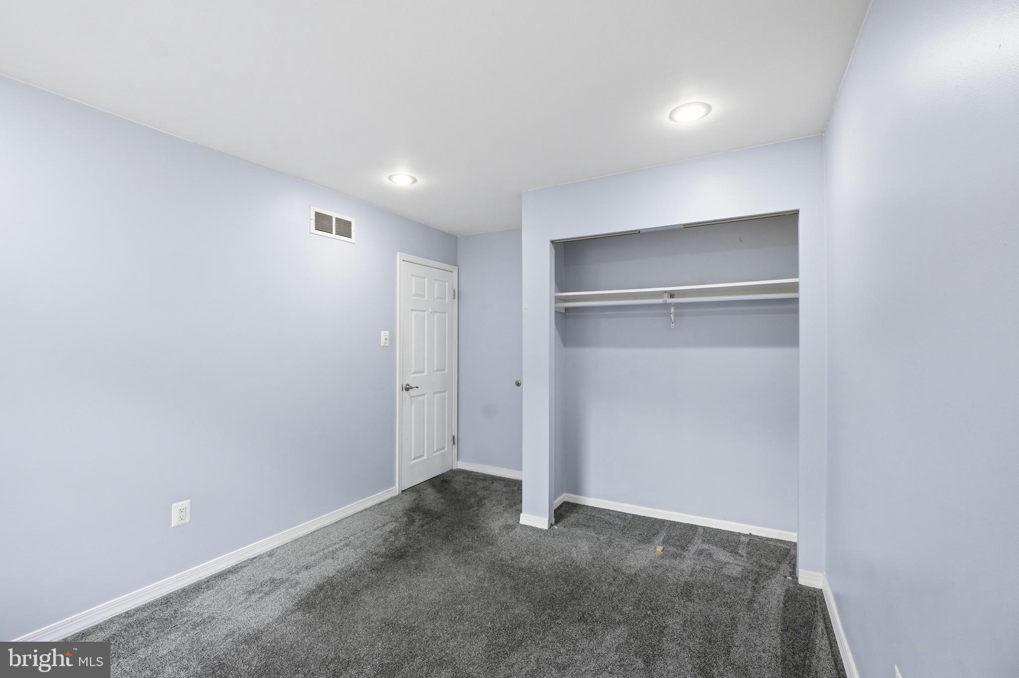 WOODLYN CROSSING - Residential