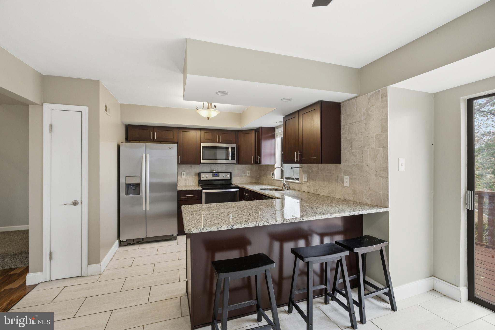 WOODLYN CROSSING - Residential