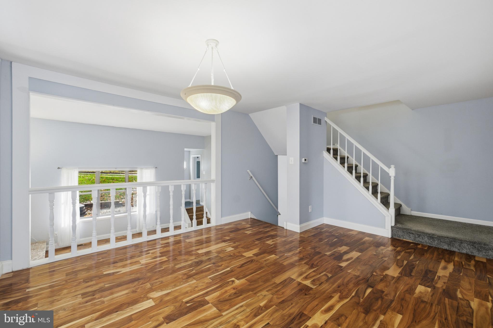 WOODLYN CROSSING - Residential