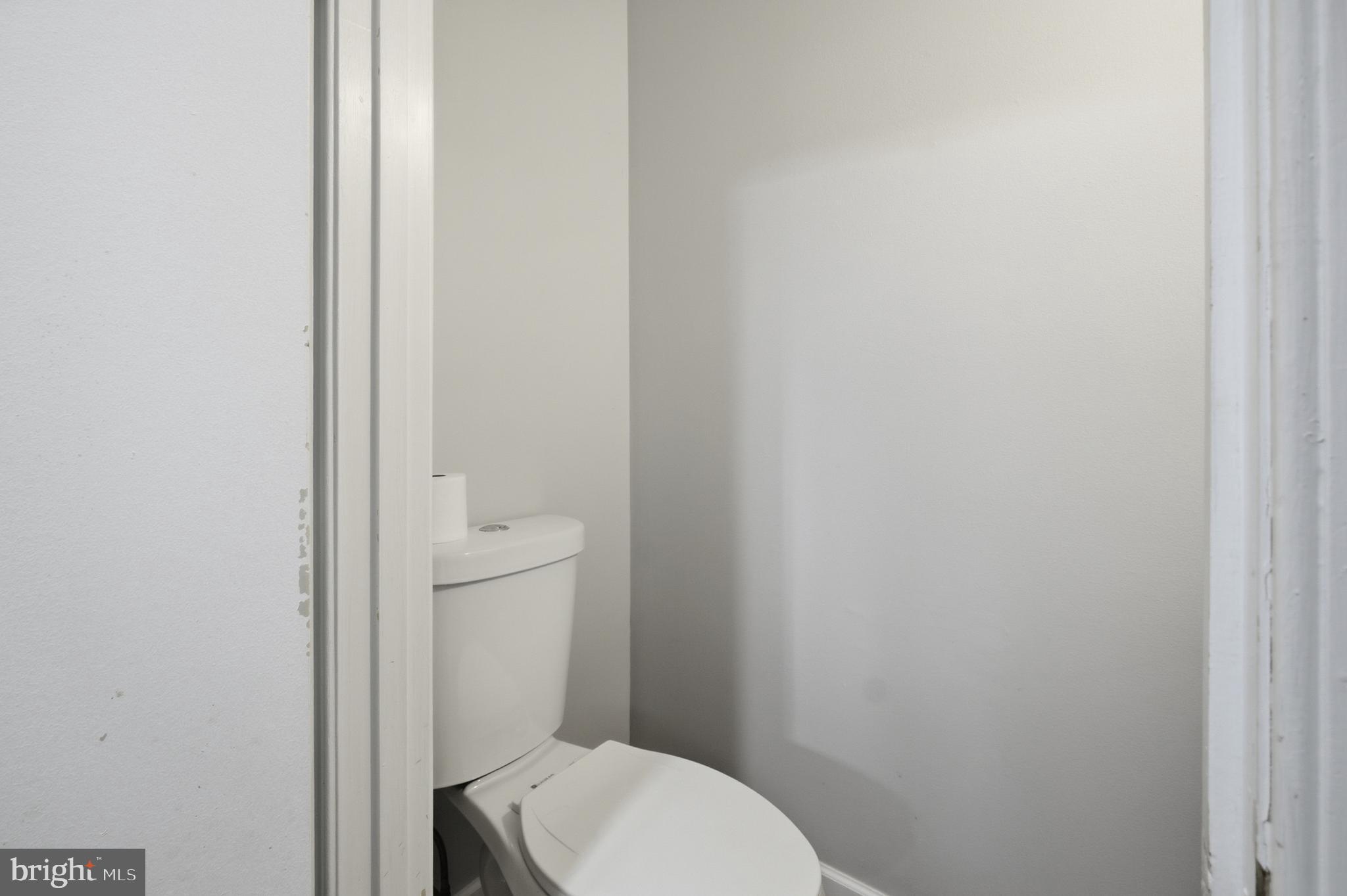 WOODLYN CROSSING - Residential