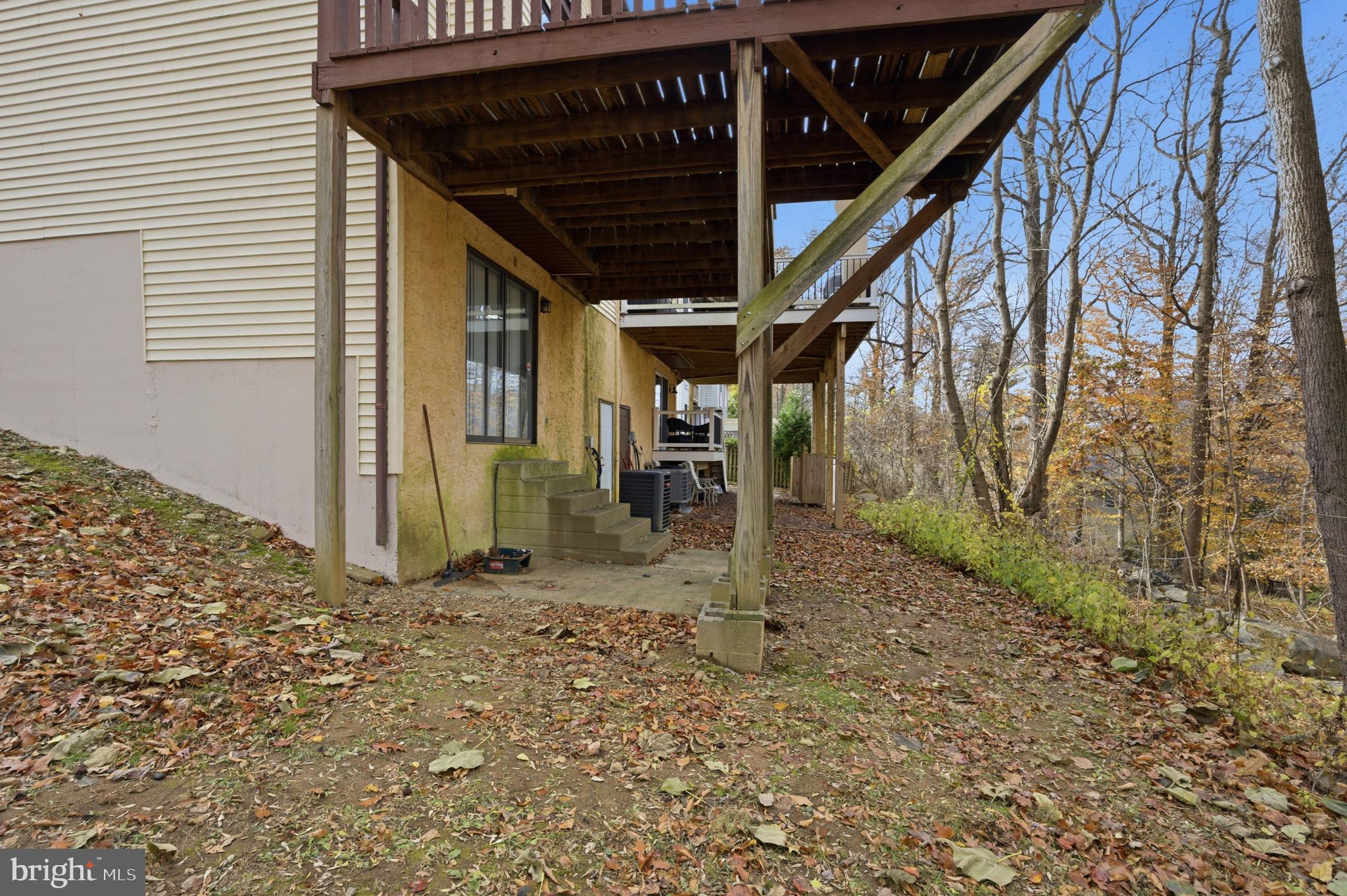 WOODLYN CROSSING - Residential