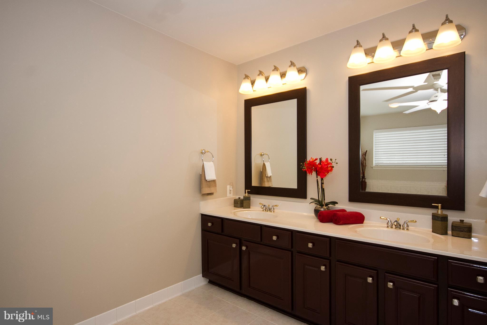 STONE RIDGE - Residential