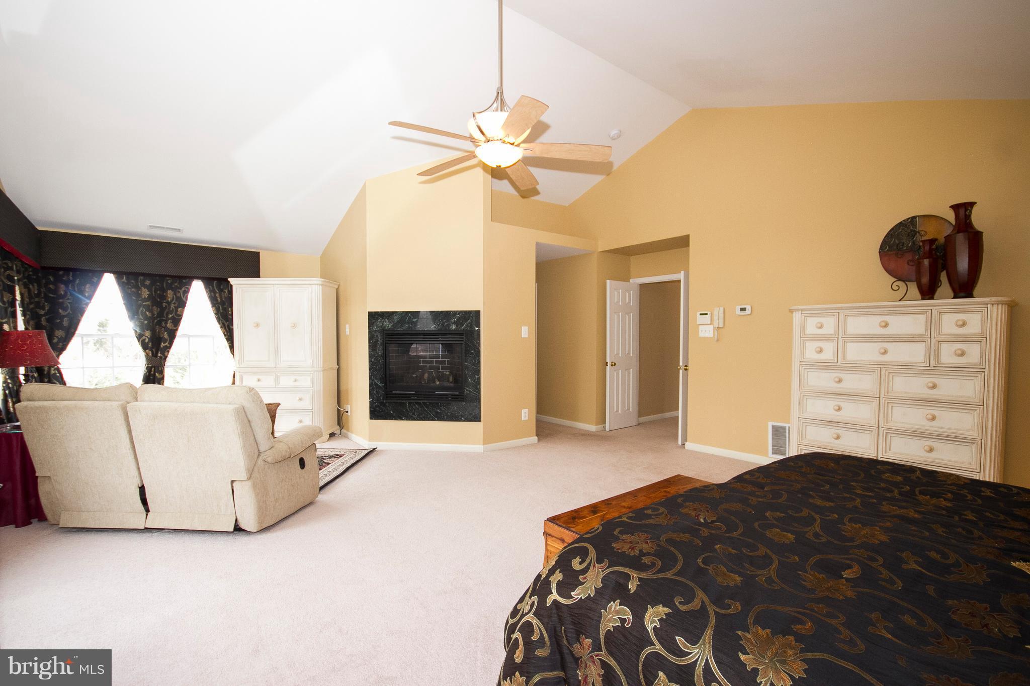 STONE RIDGE - Residential