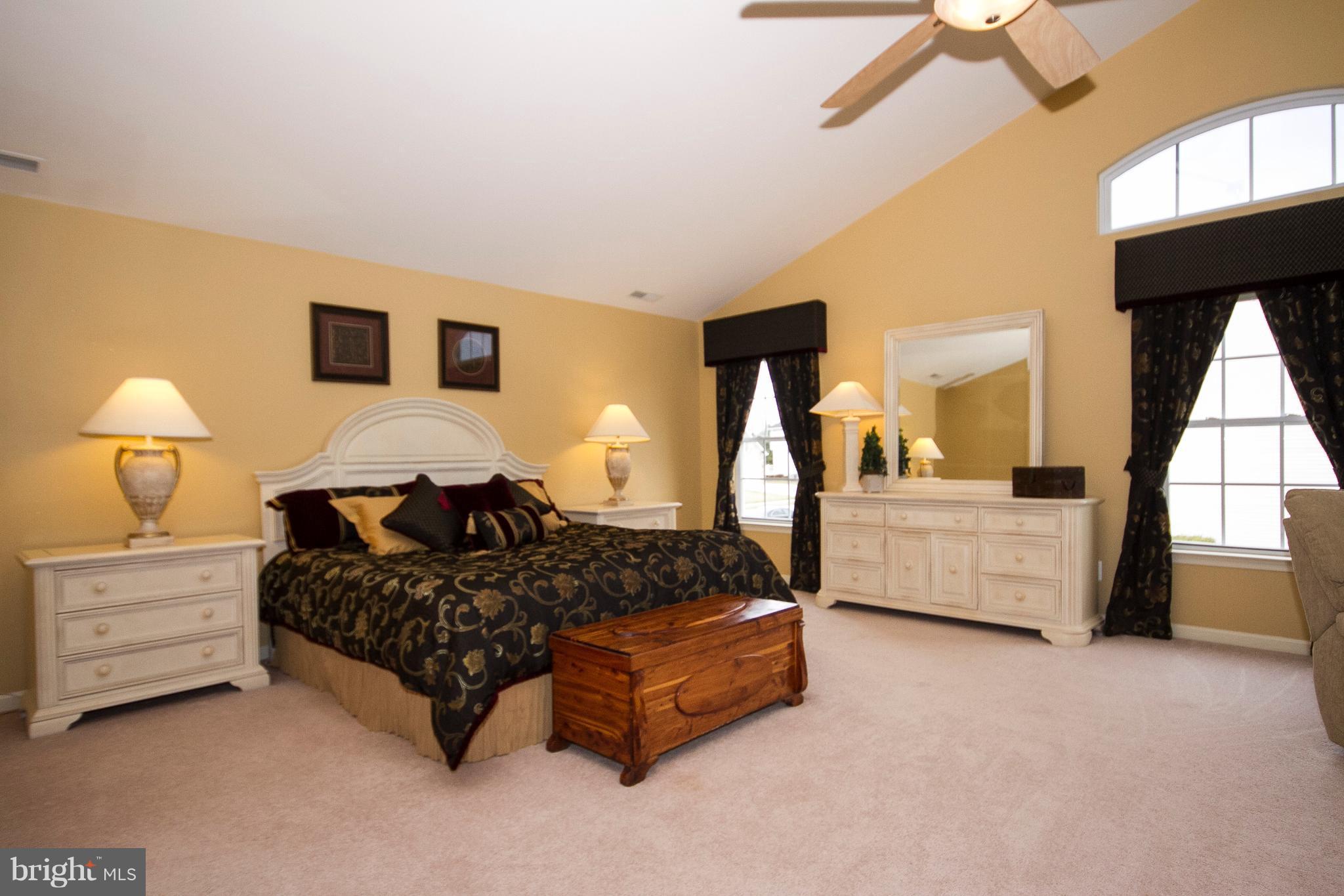 STONE RIDGE - Residential