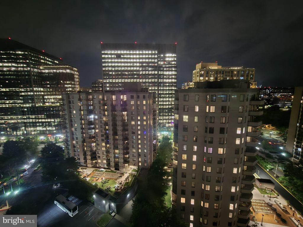 BELLA VISTA - Residential