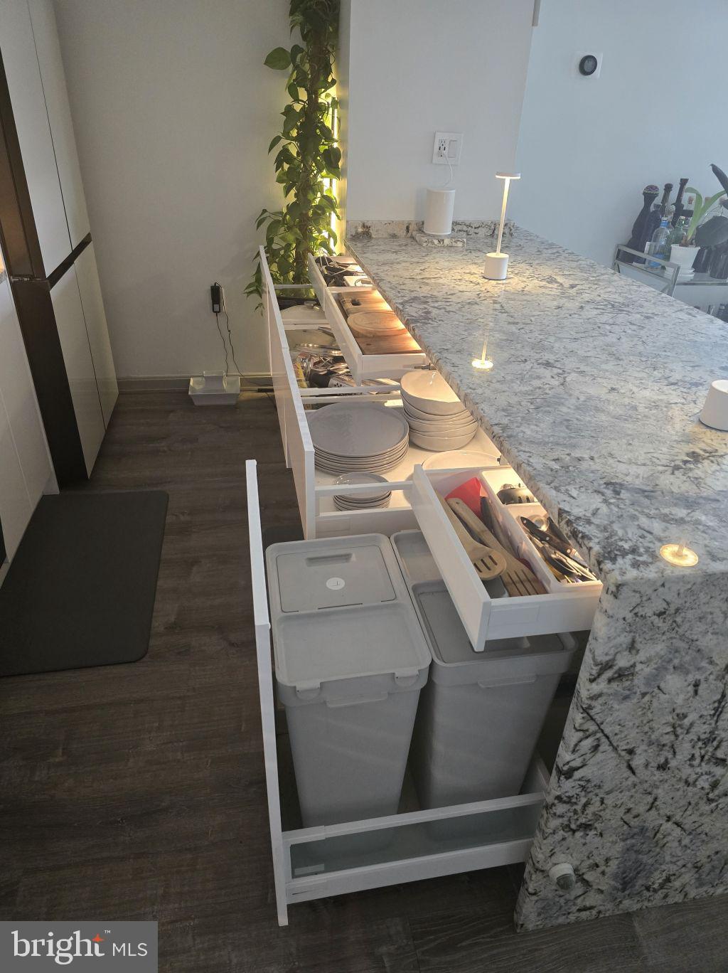 BELLA VISTA - Residential