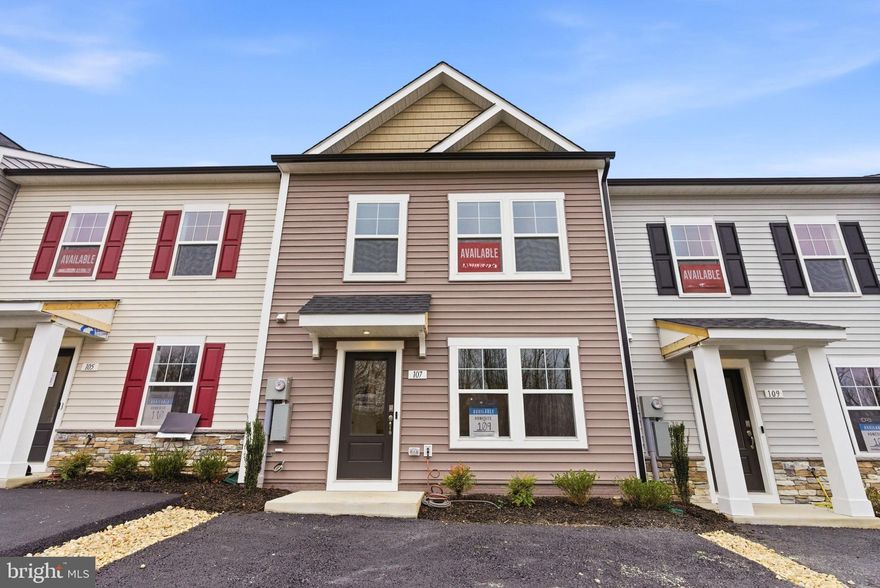 *OFFERING UP TO $18K IN CLOSING  COST ASSISTANCE FOR PRIMARY RESIDENCE WITH USE OF APPROVED LENDER AND TITLE.*
Step into this inviting 2-level townhome featuring 3 bedrooms, 2.5 bathrooms, and a spacious, thoughtfully designed layout. The main level offers an open-concept living area filled with natural light, a modern kitchen with white cabinets, quartz countertops, stainless steel appliances, and a large center island, plus a cozy dining area that opens directly to the backyard. A convenient half bath and additional storage space complete the first floor. Upstairs, you’ll find all three bedrooms, including a generous primary suite with a walk-in closet and private ensuite bathroom. Two additional bedrooms share a full bath and offer plenty of space for family, guests, or a home office. Outside, enjoy a covered front entry and the bonus of an oversized paved driveway that fits up to 4 vehicles. *Photos may not be of actual home. Photos may be of similar home/floorplan if home is under construction or if this is a base price listing.