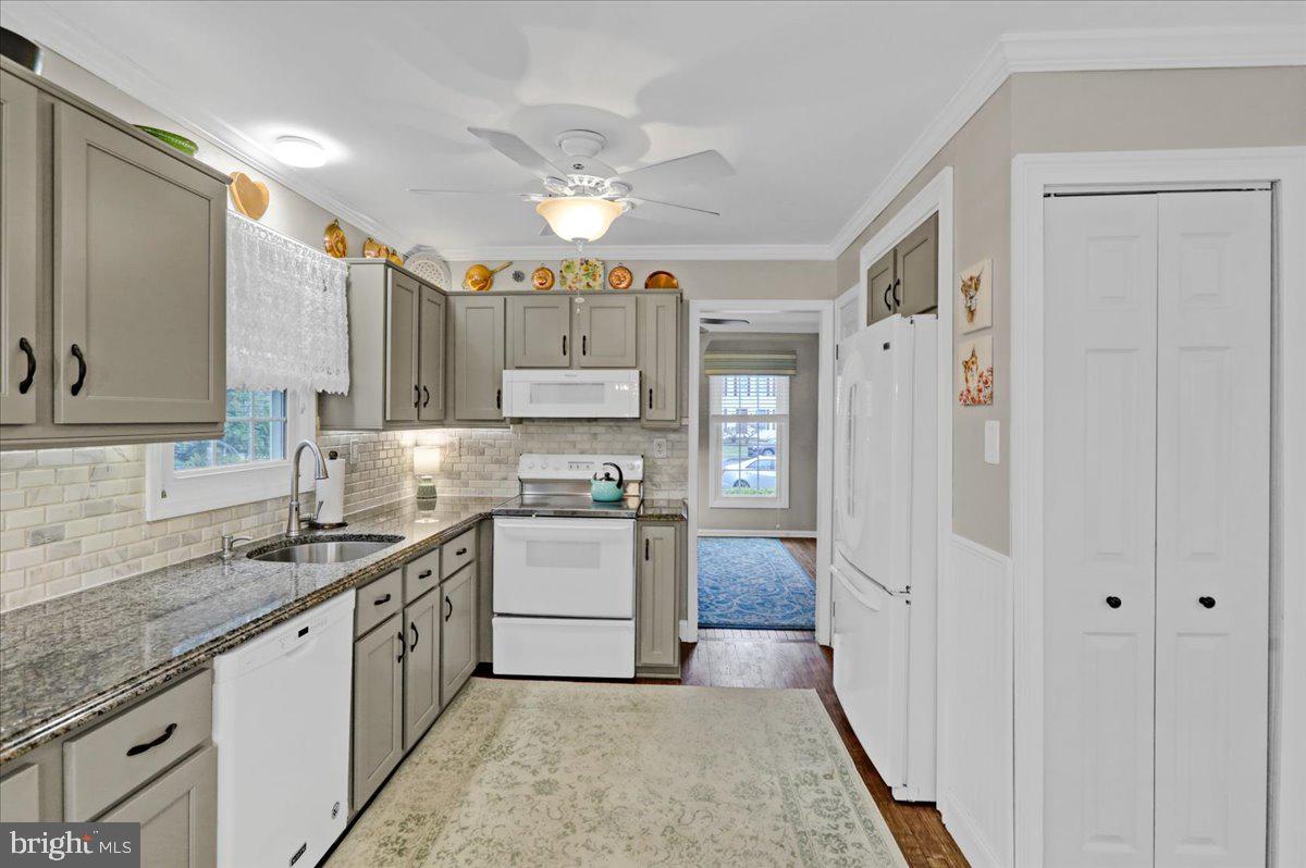 ABBEY DOWNS - Residential