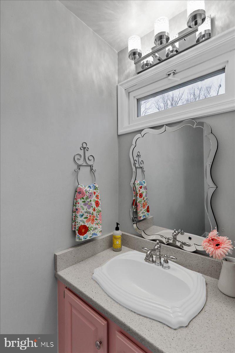 ABBEY DOWNS - Residential