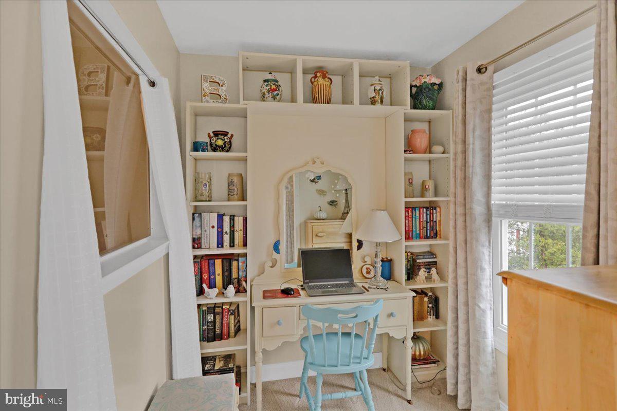 ABBEY DOWNS - Residential