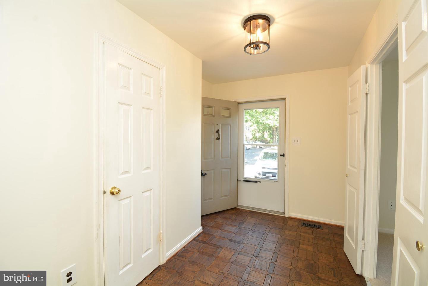 7378 JIRI WOODS COURT