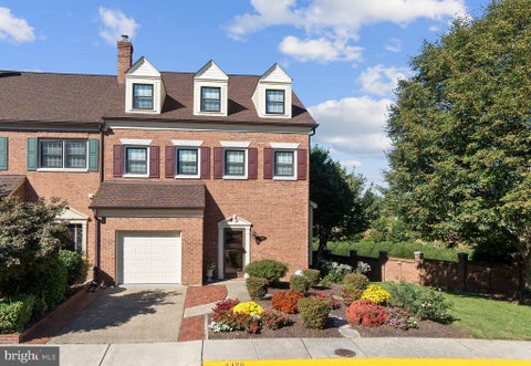Photo of 6320 Manchester Way, ALEXANDRIA, VA 22304 (MLS # VAFX2333834)