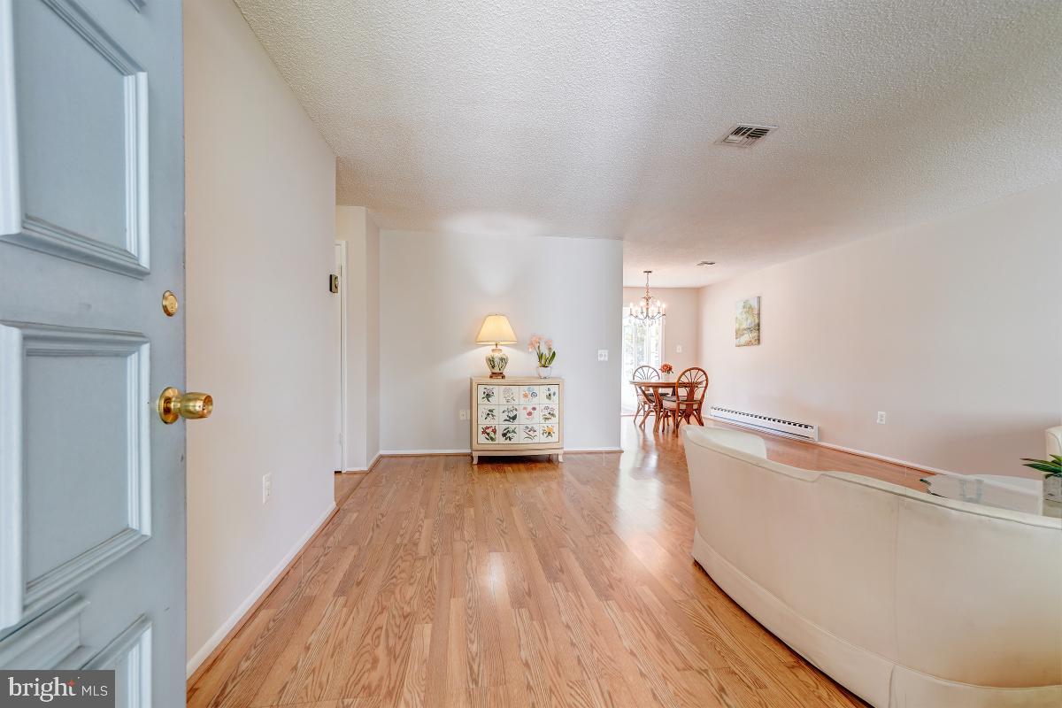 LEISURE WORLD - Residential