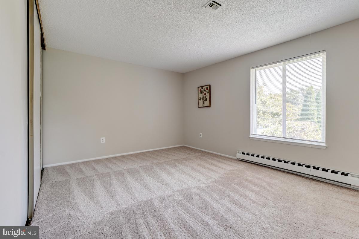 LEISURE WORLD - Residential