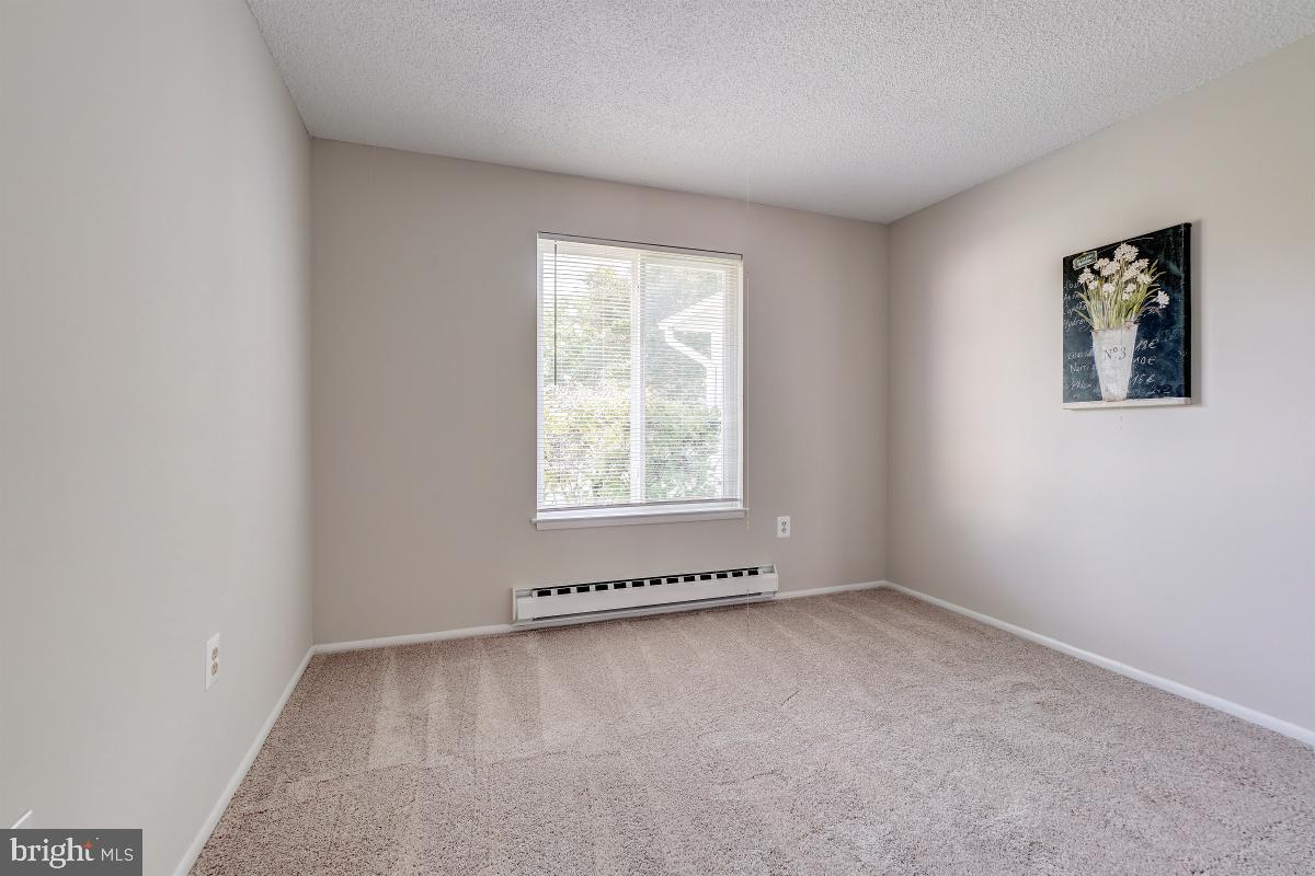 LEISURE WORLD - Residential