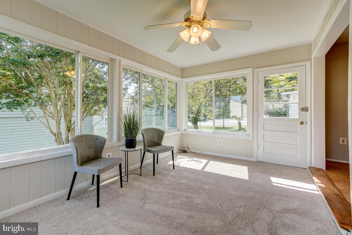 LEISURE WORLD - Residential