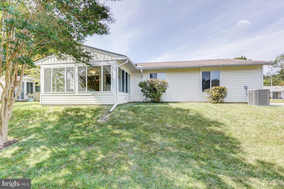 LEISURE WORLD - Residential