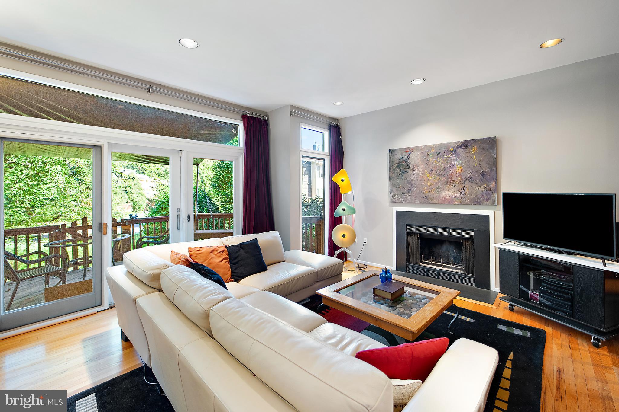 TIMBERLAWN - Residential