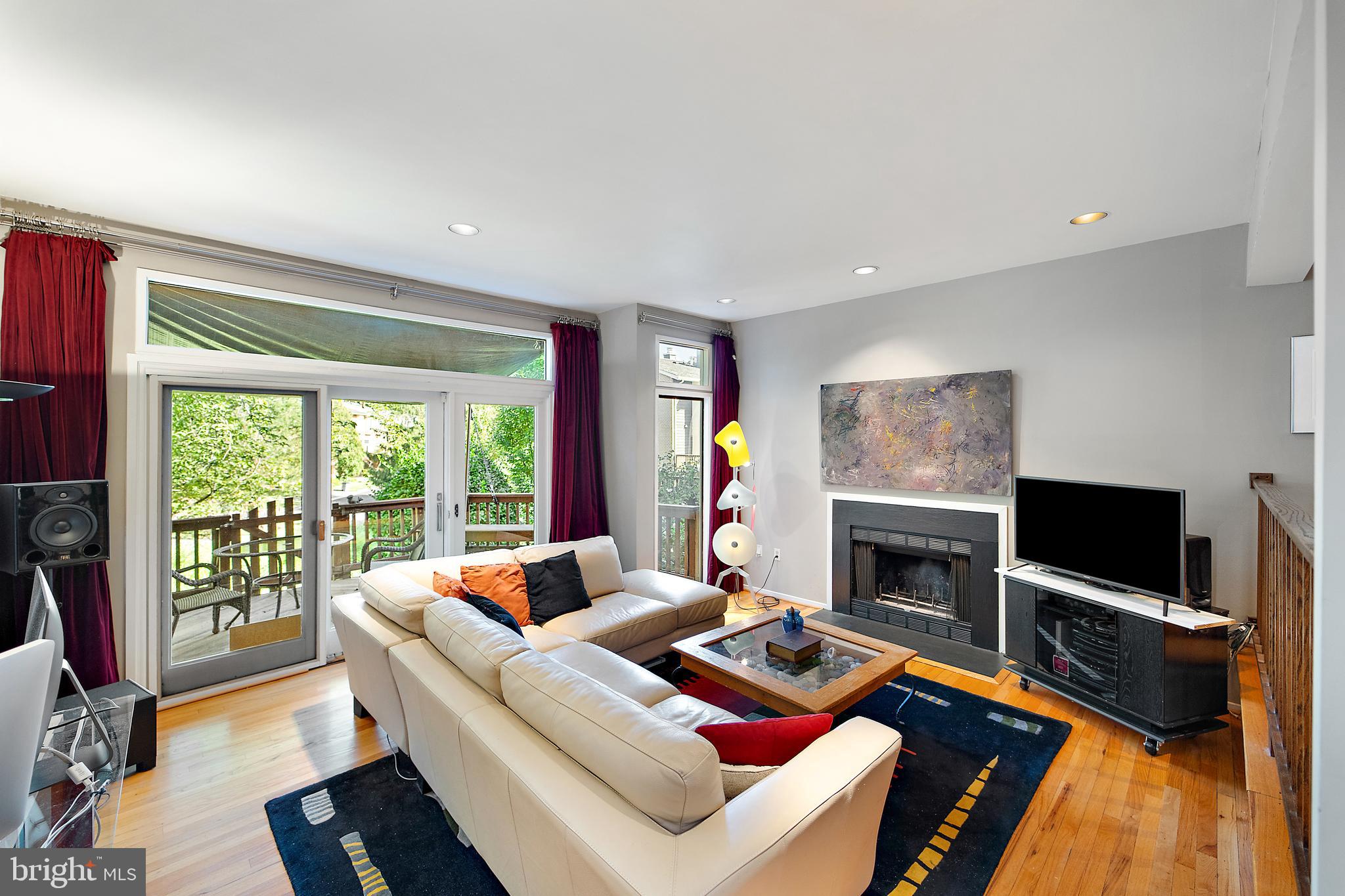 TIMBERLAWN - Residential