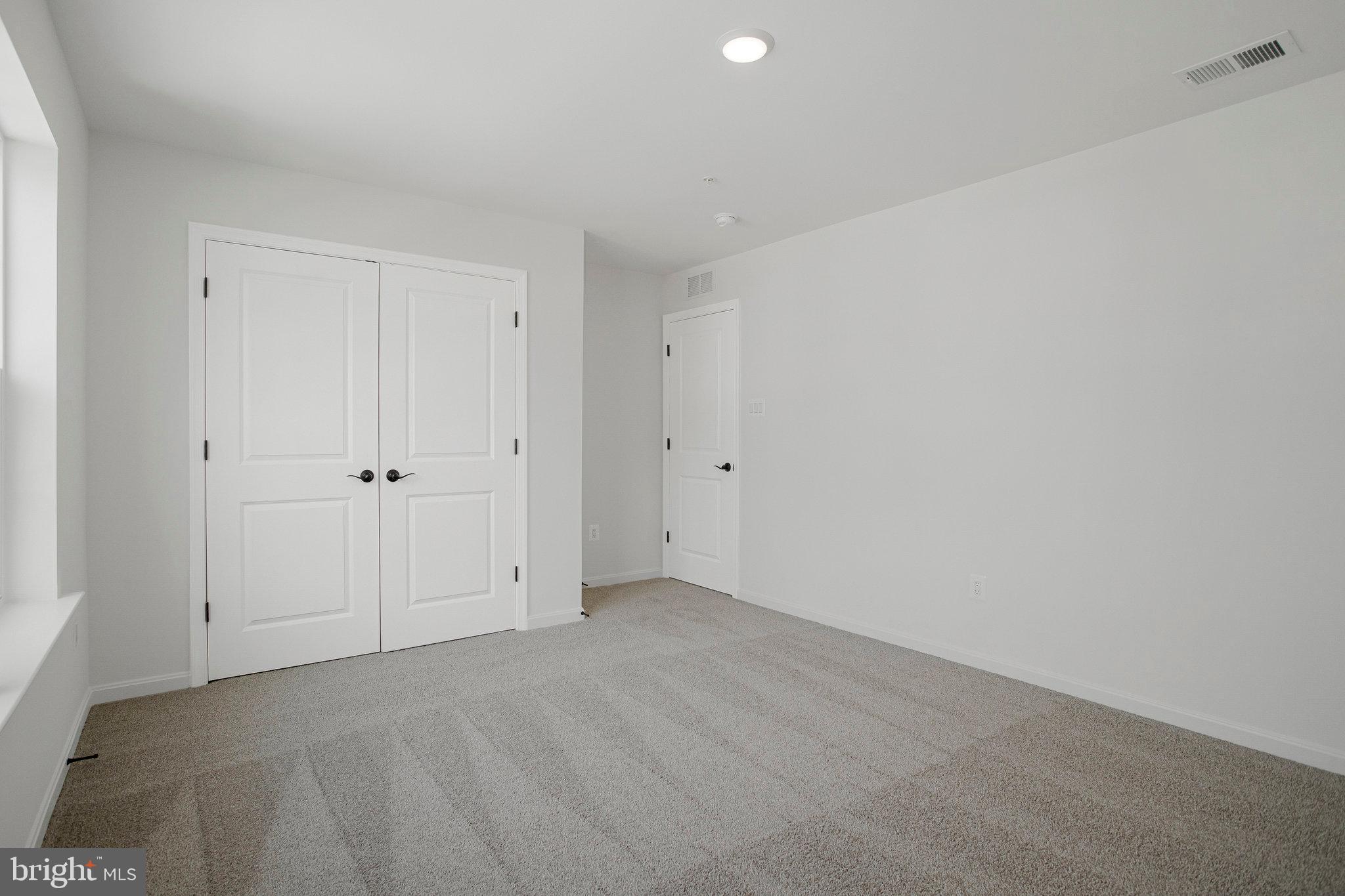 ROBERTS CROSSING - Residential