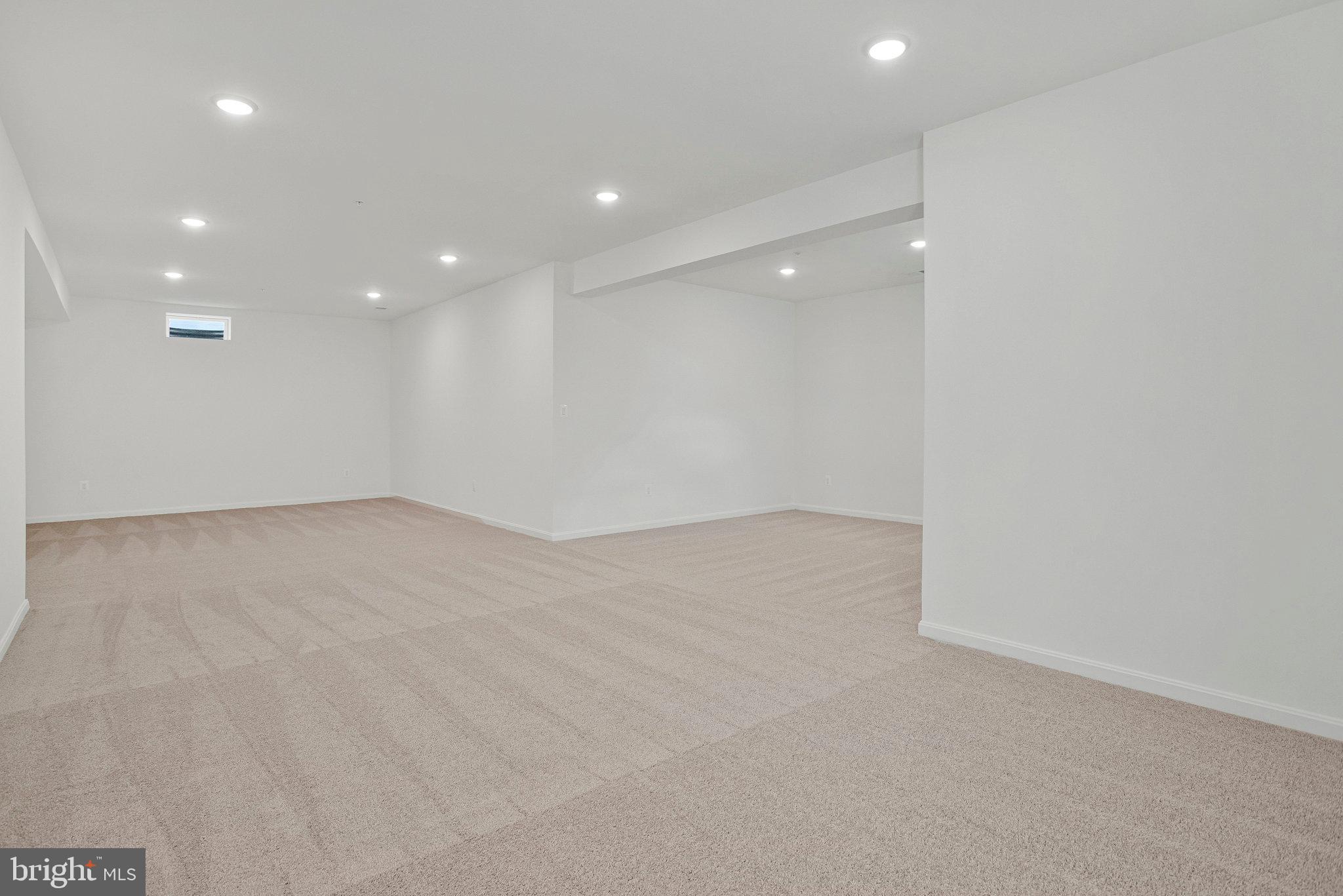 ROBERTS CROSSING - Residential
