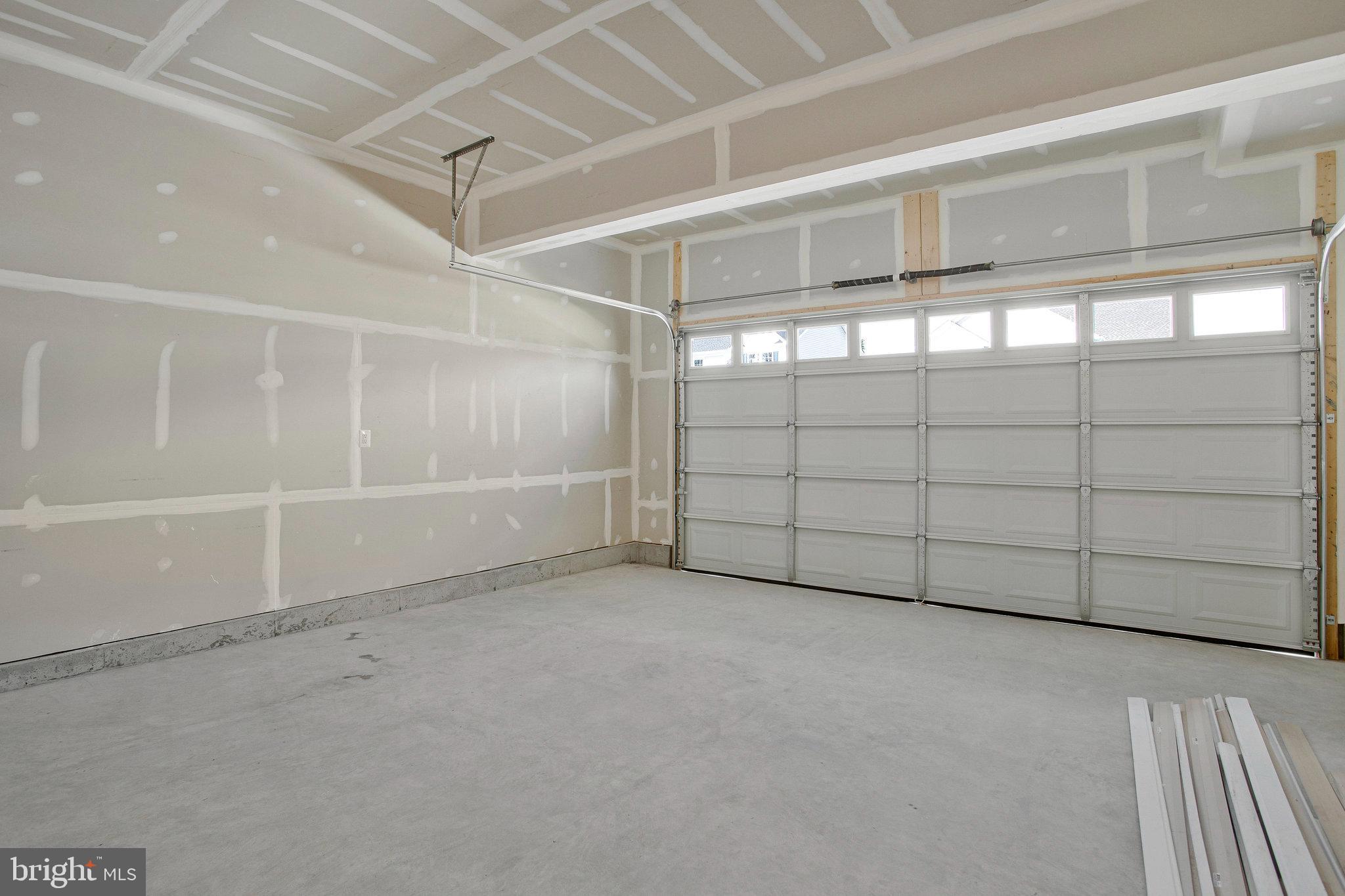 ROBERTS CROSSING - Residential