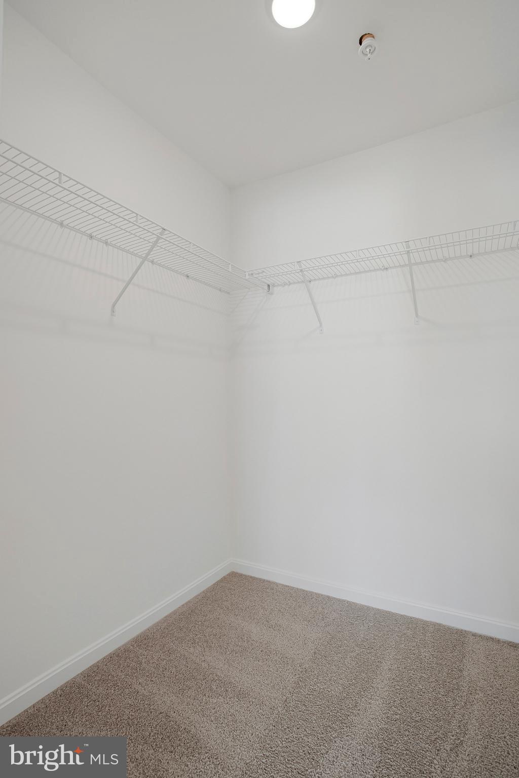 ROBERTS CROSSING - Residential