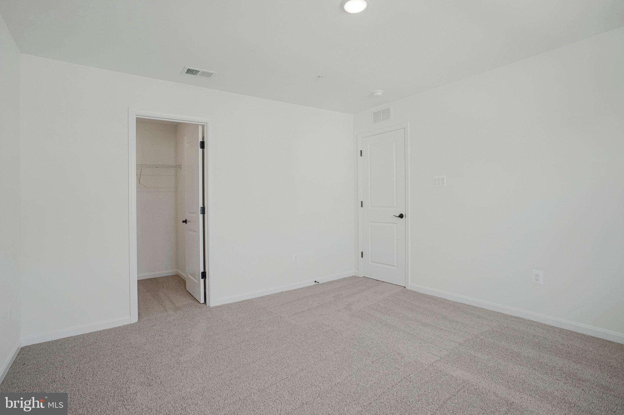 ROBERTS CROSSING - Residential