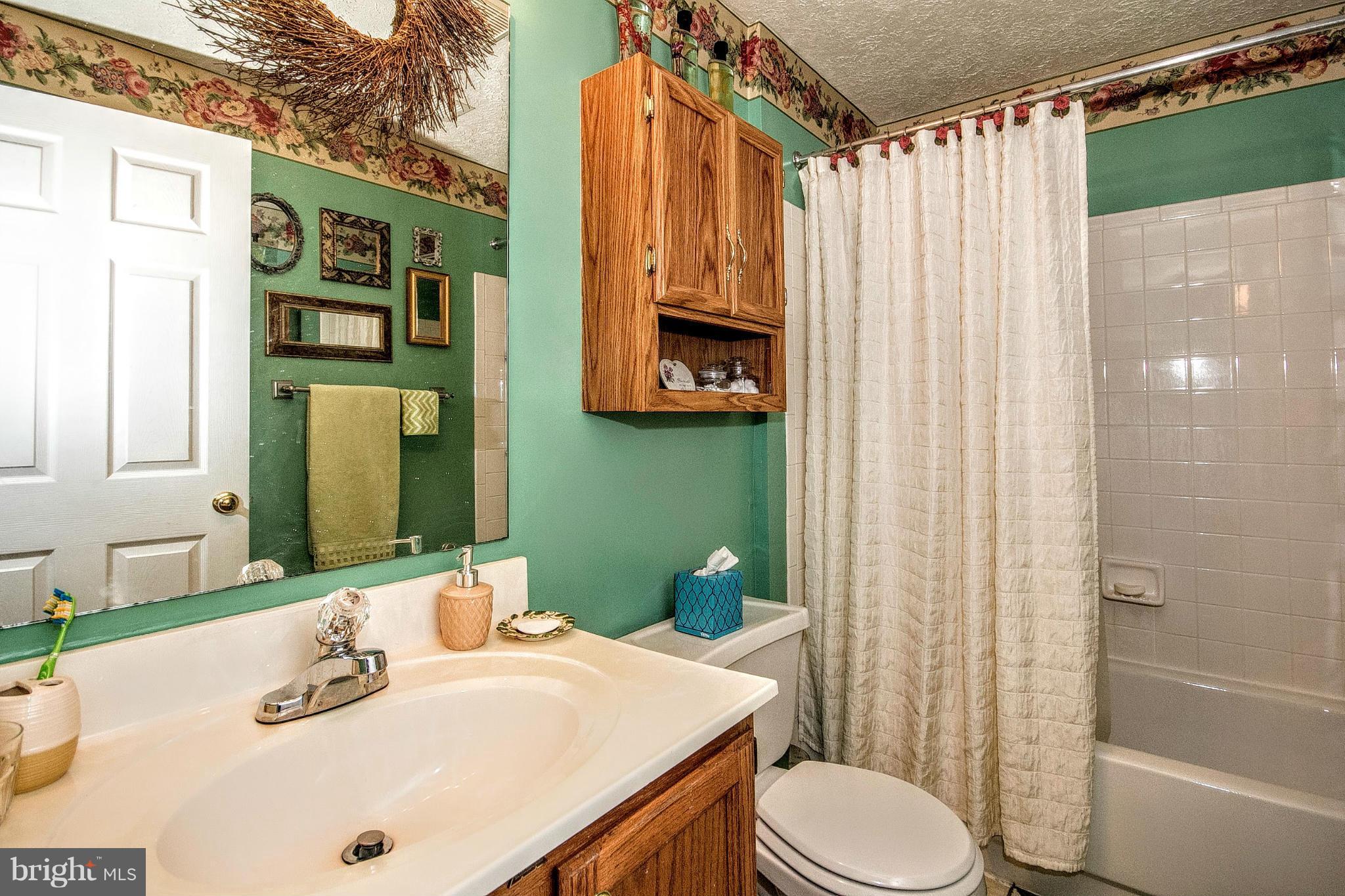 HIDDEN STREAM - Residential