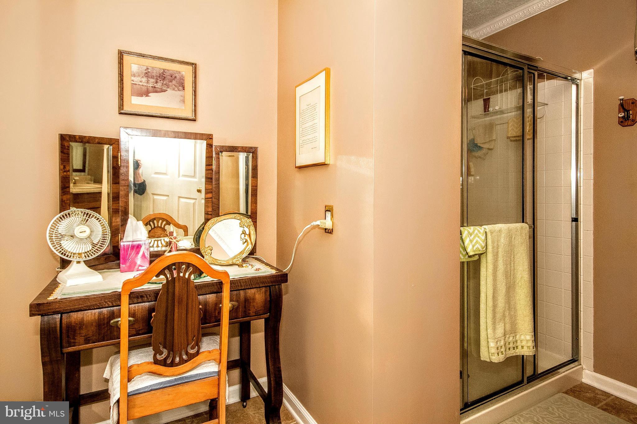 HIDDEN STREAM - Residential