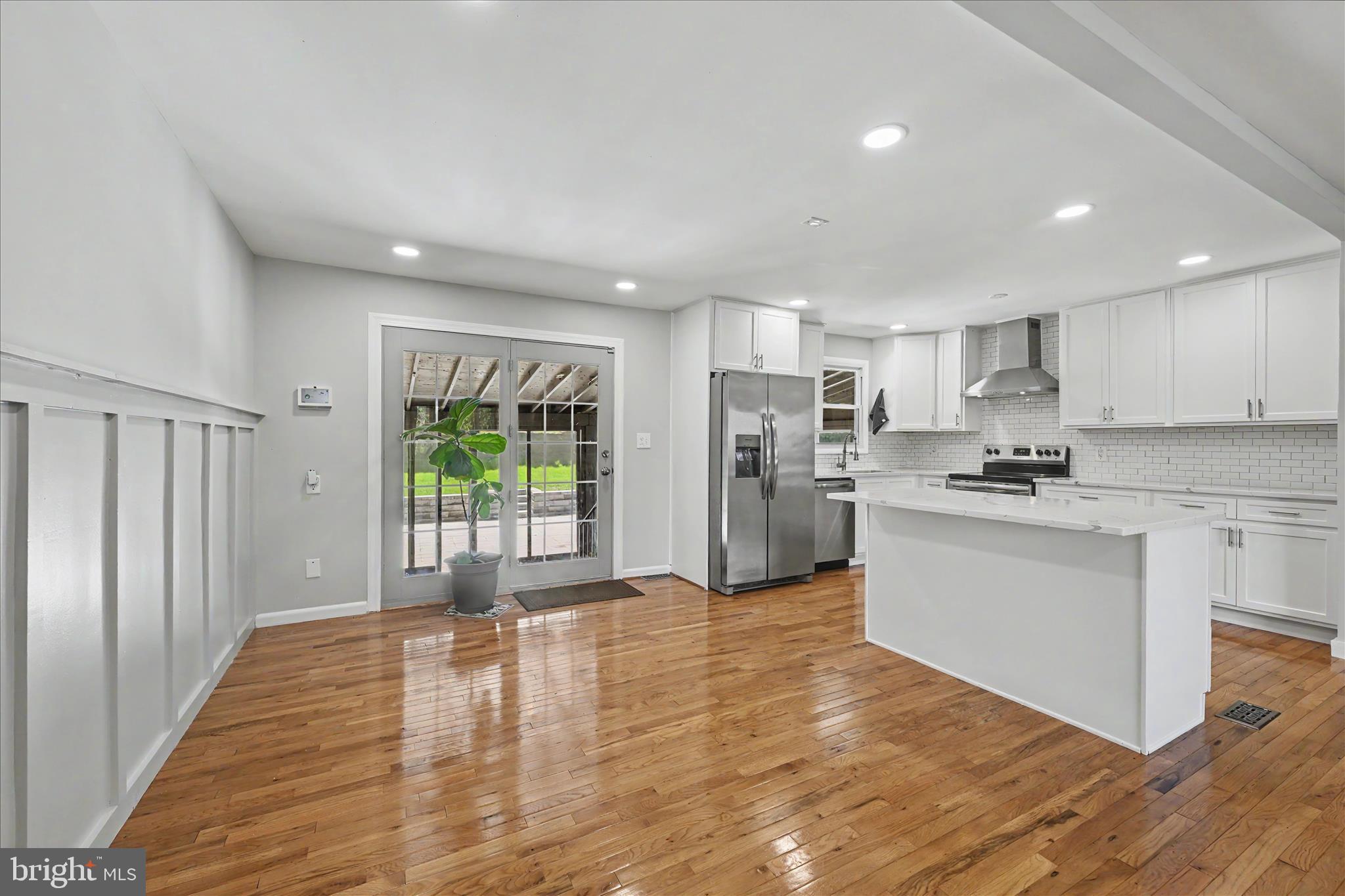 LINTHICUM HEIGHTS - Residential