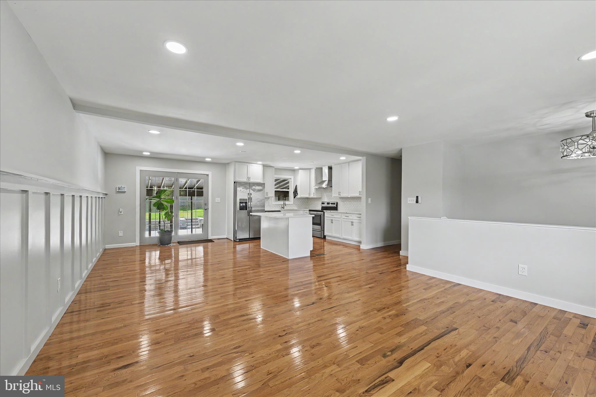 LINTHICUM HEIGHTS - Residential