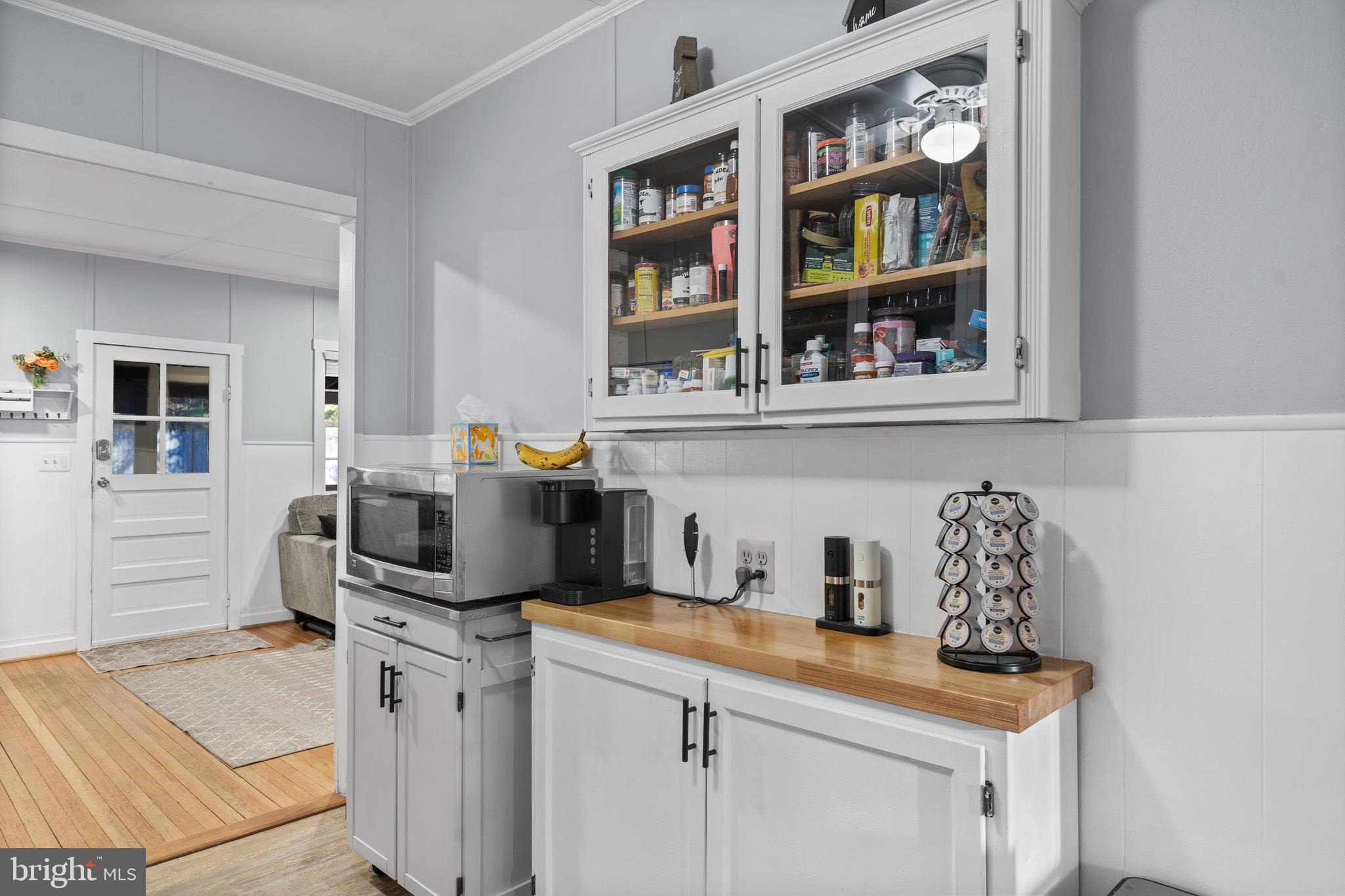 LONG BEACH - Residential