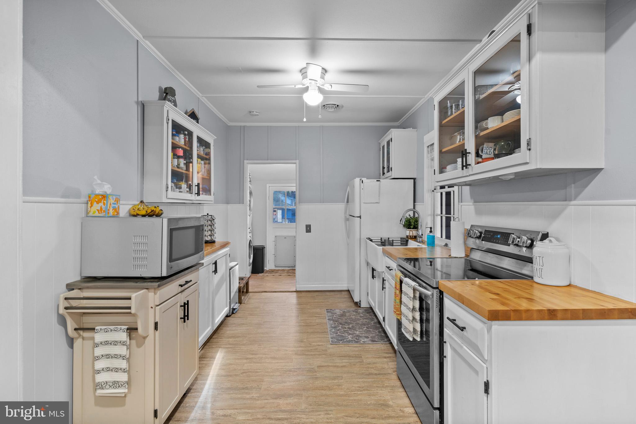 LONG BEACH - Residential