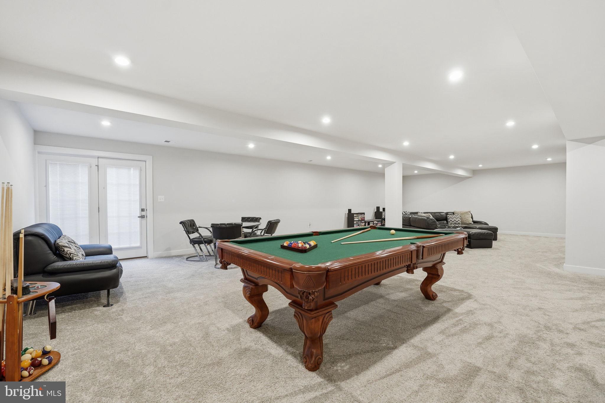 FAWN LAKE - Residential