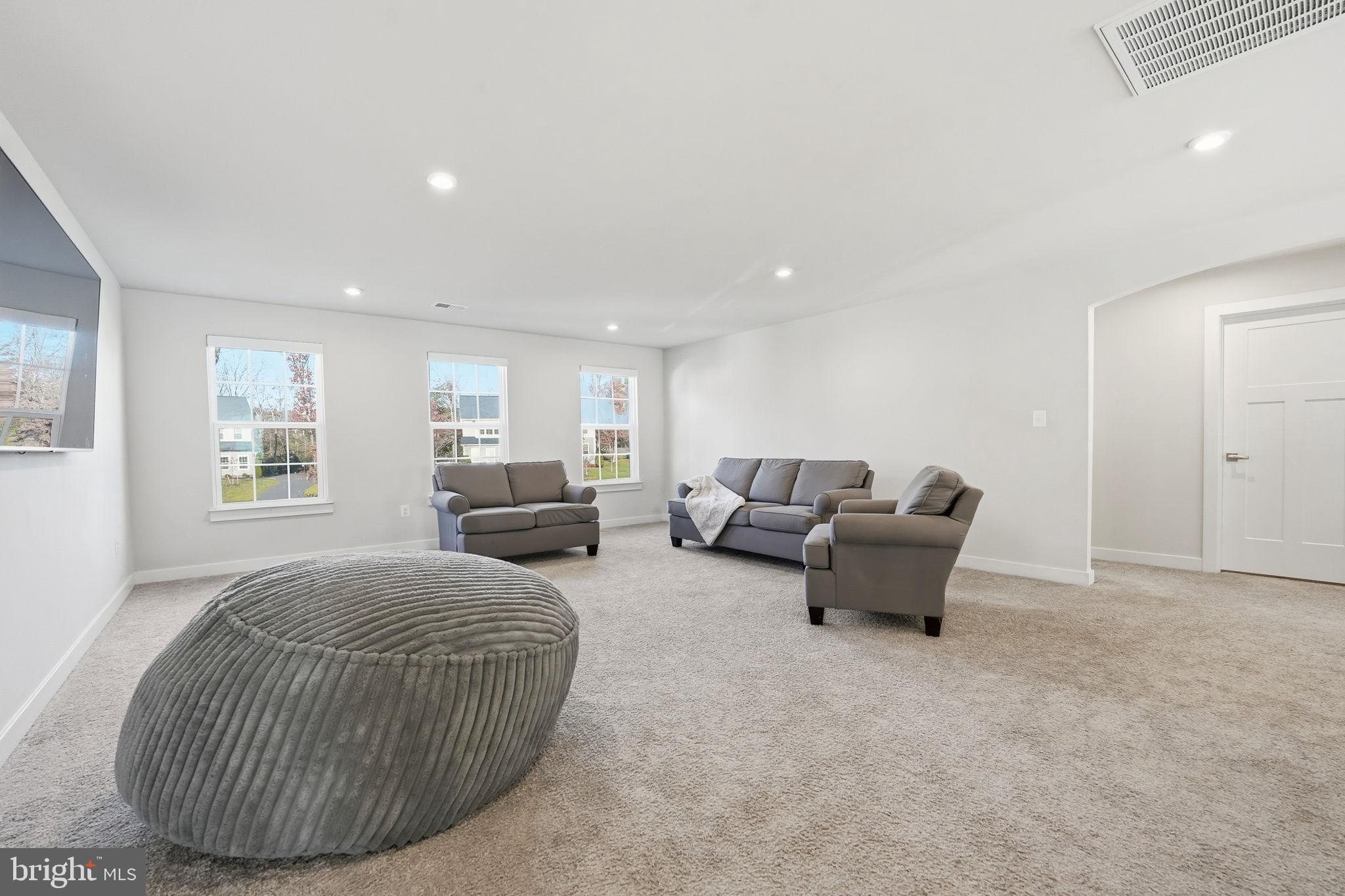 FAWN LAKE - Residential