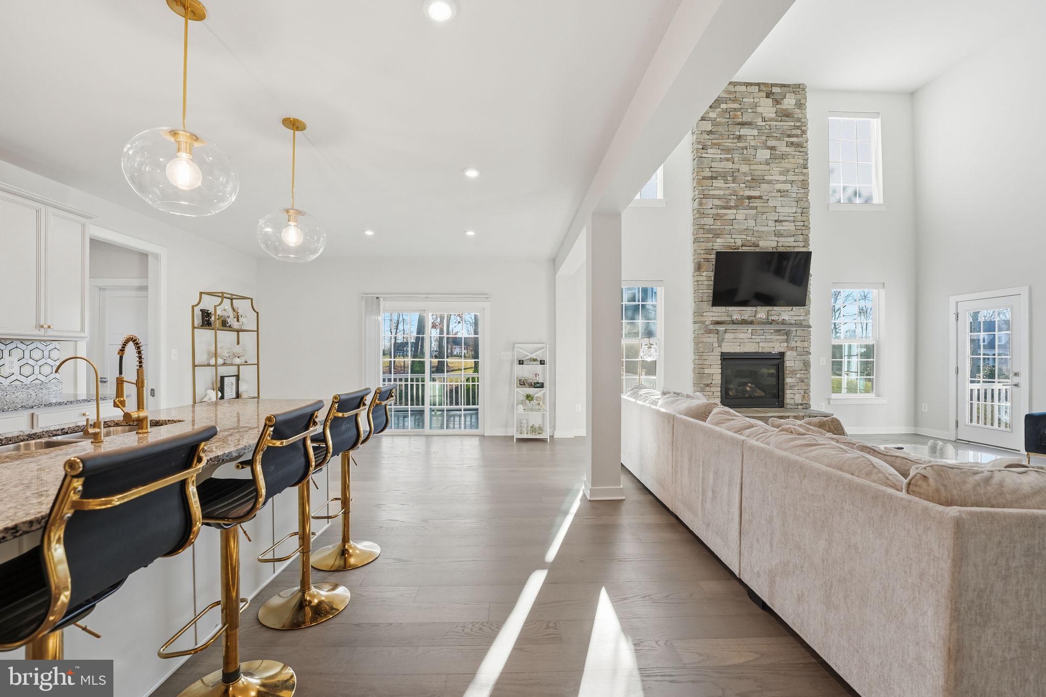 FAWN LAKE - Residential