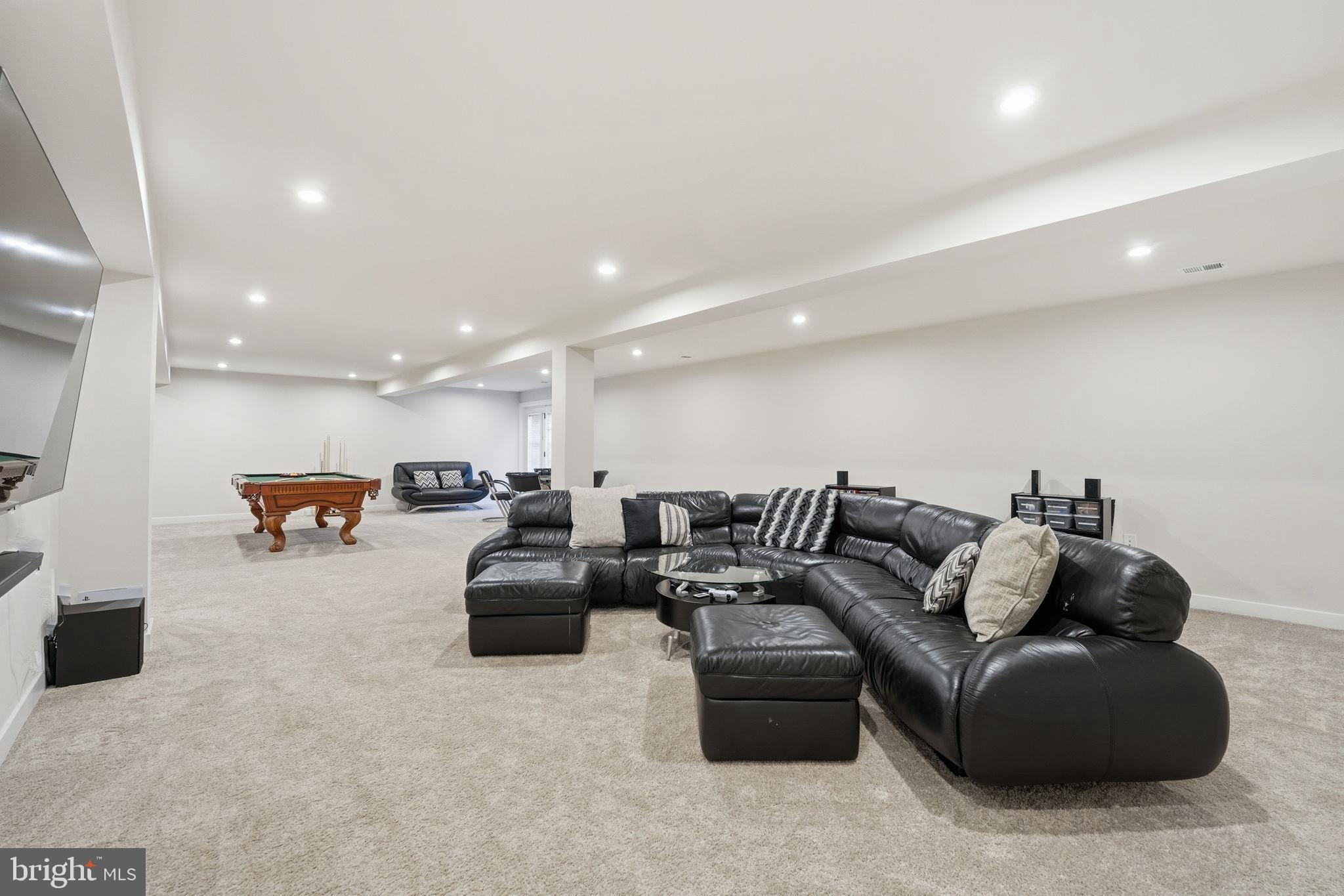 FAWN LAKE - Residential