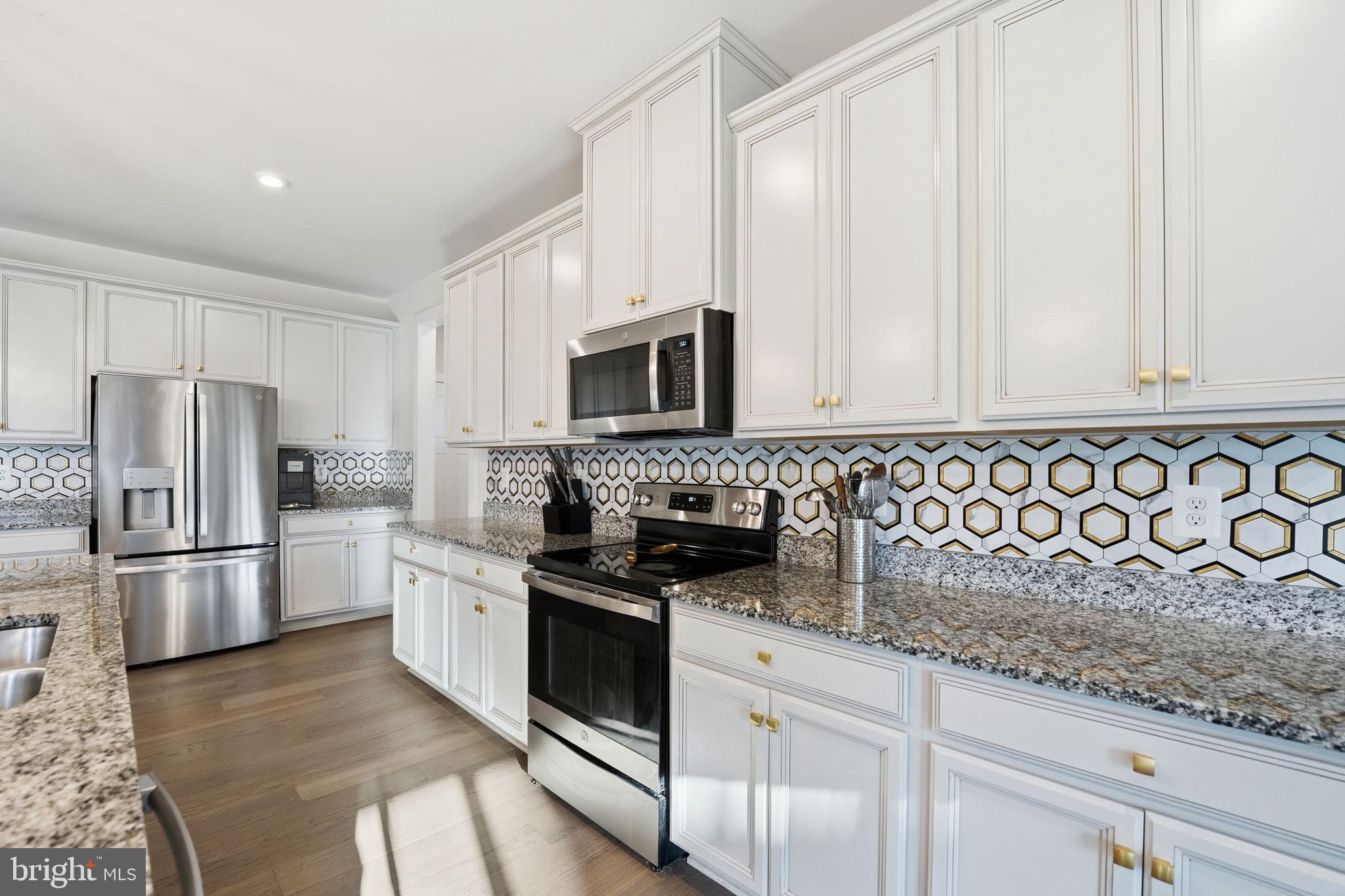 FAWN LAKE - Residential