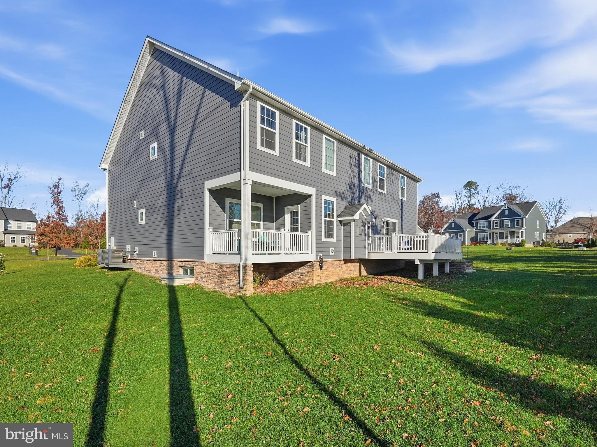 FAWN LAKE - Residential