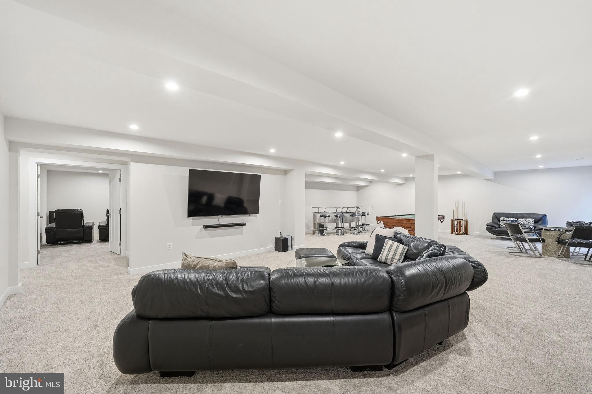 FAWN LAKE - Residential