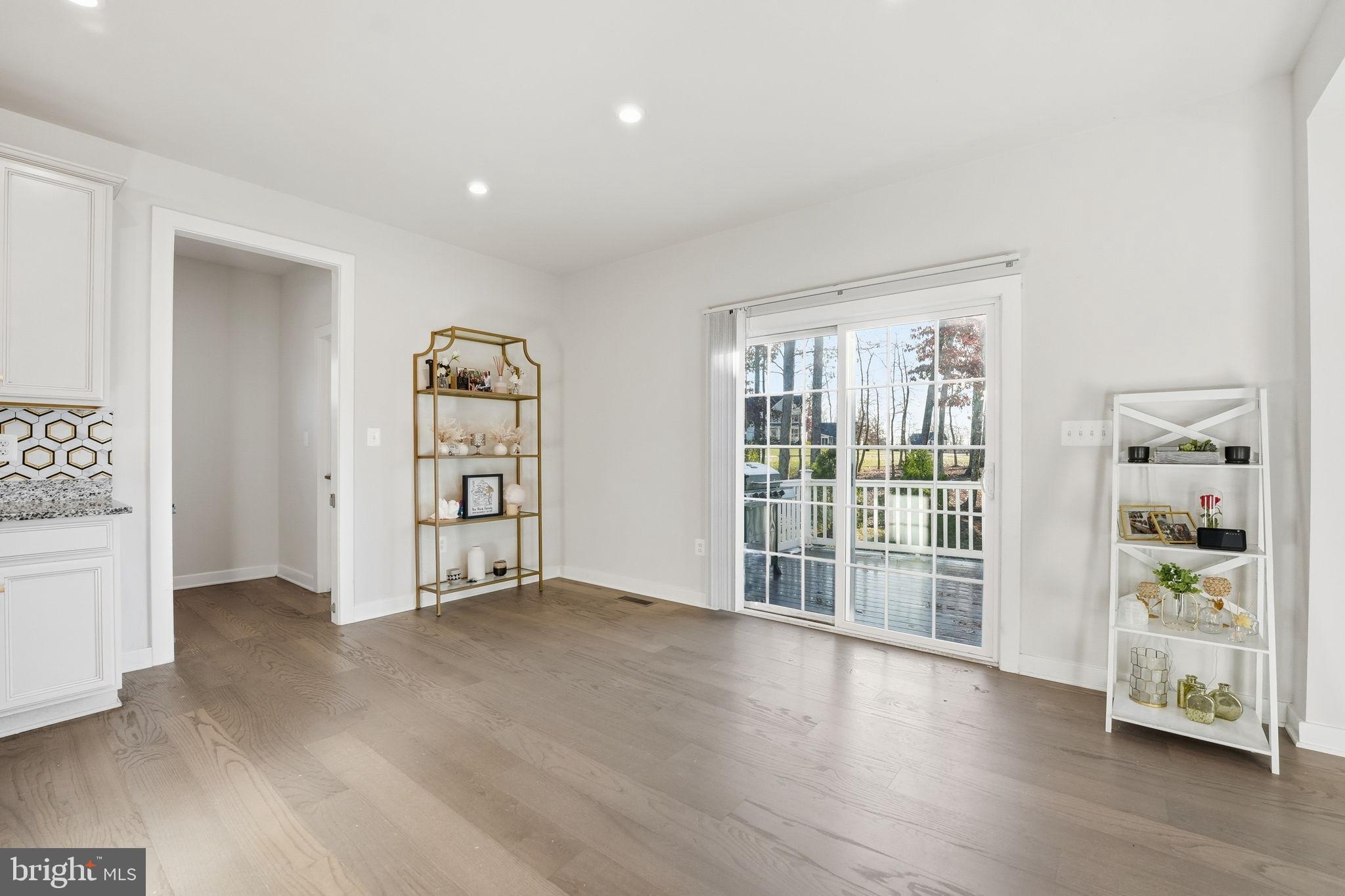 FAWN LAKE - Residential