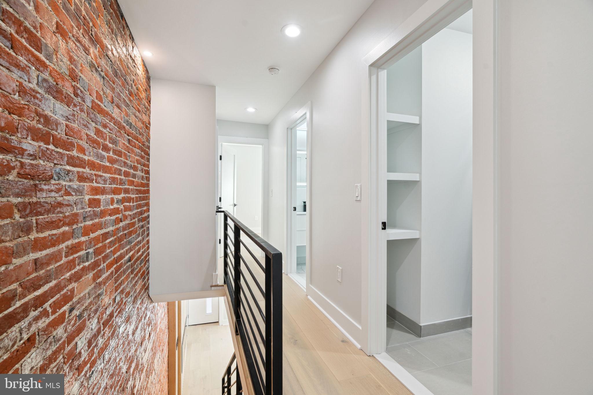 GRADUATE HOSPITAL - Residential