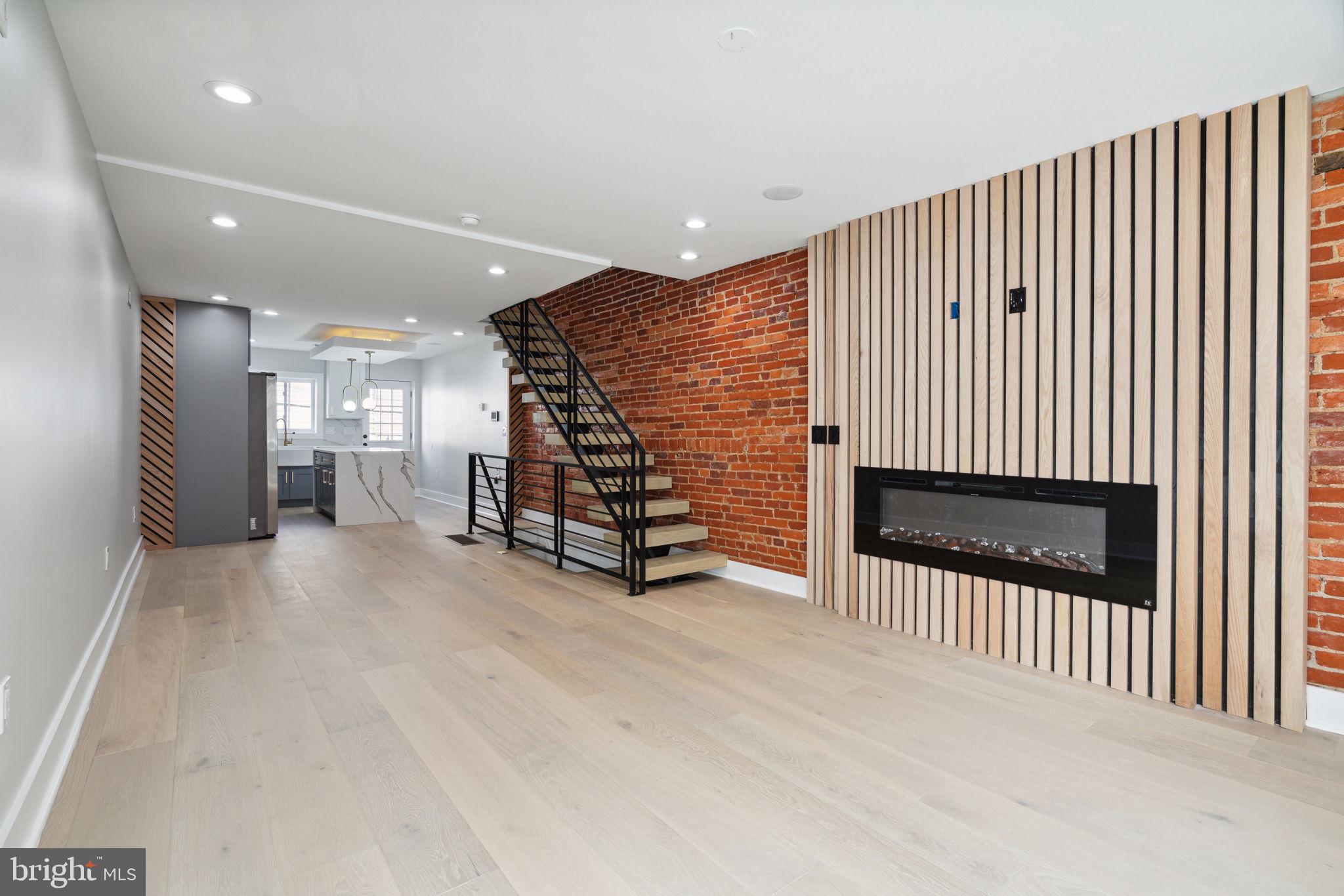 GRADUATE HOSPITAL - Residential