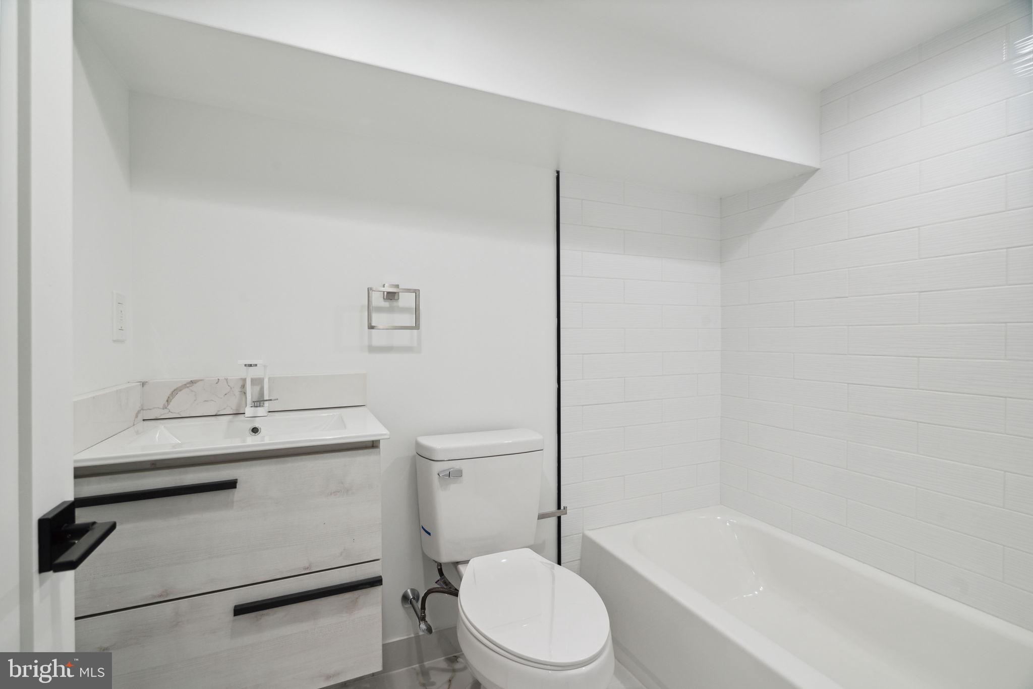 GRADUATE HOSPITAL - Residential