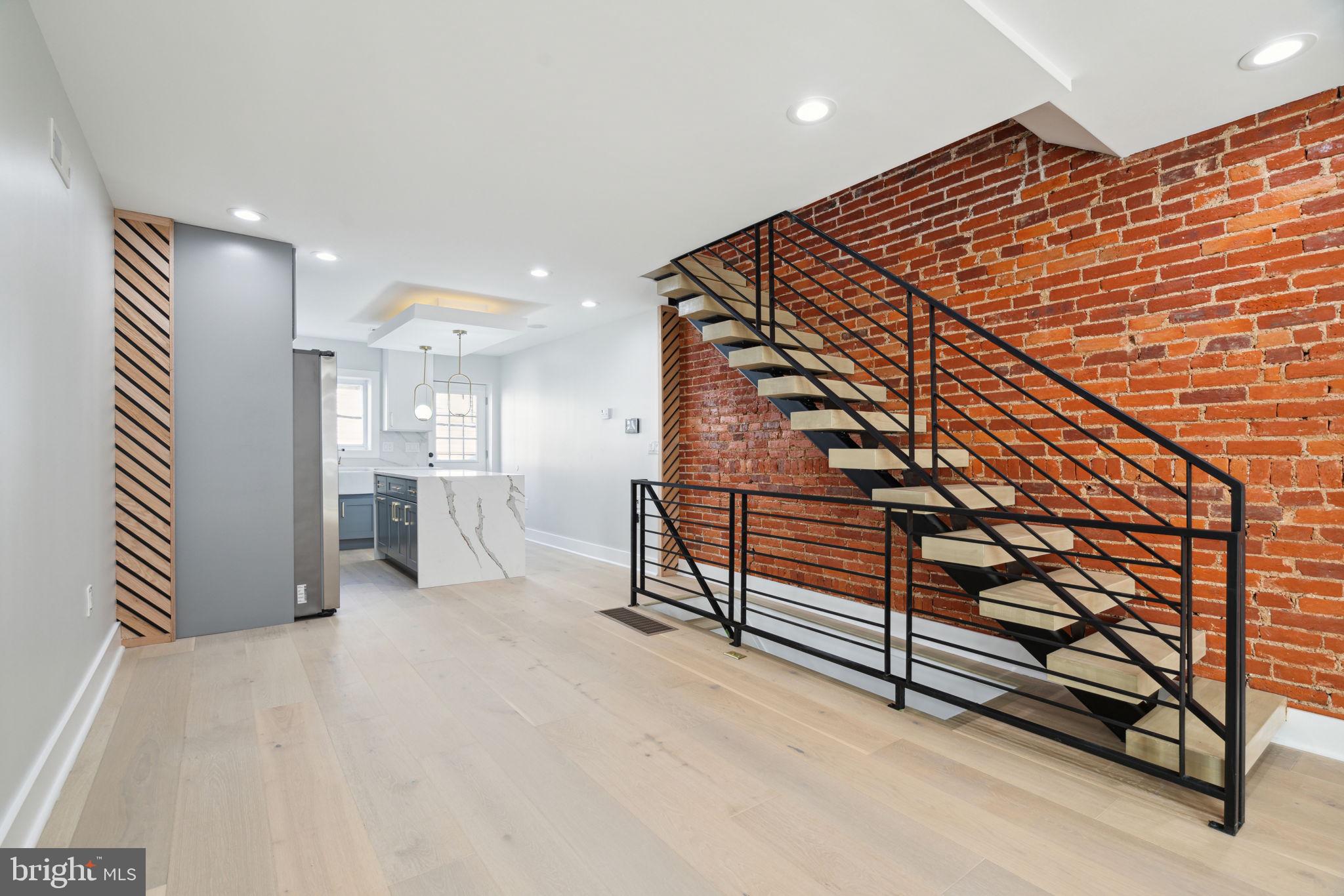 GRADUATE HOSPITAL - Residential