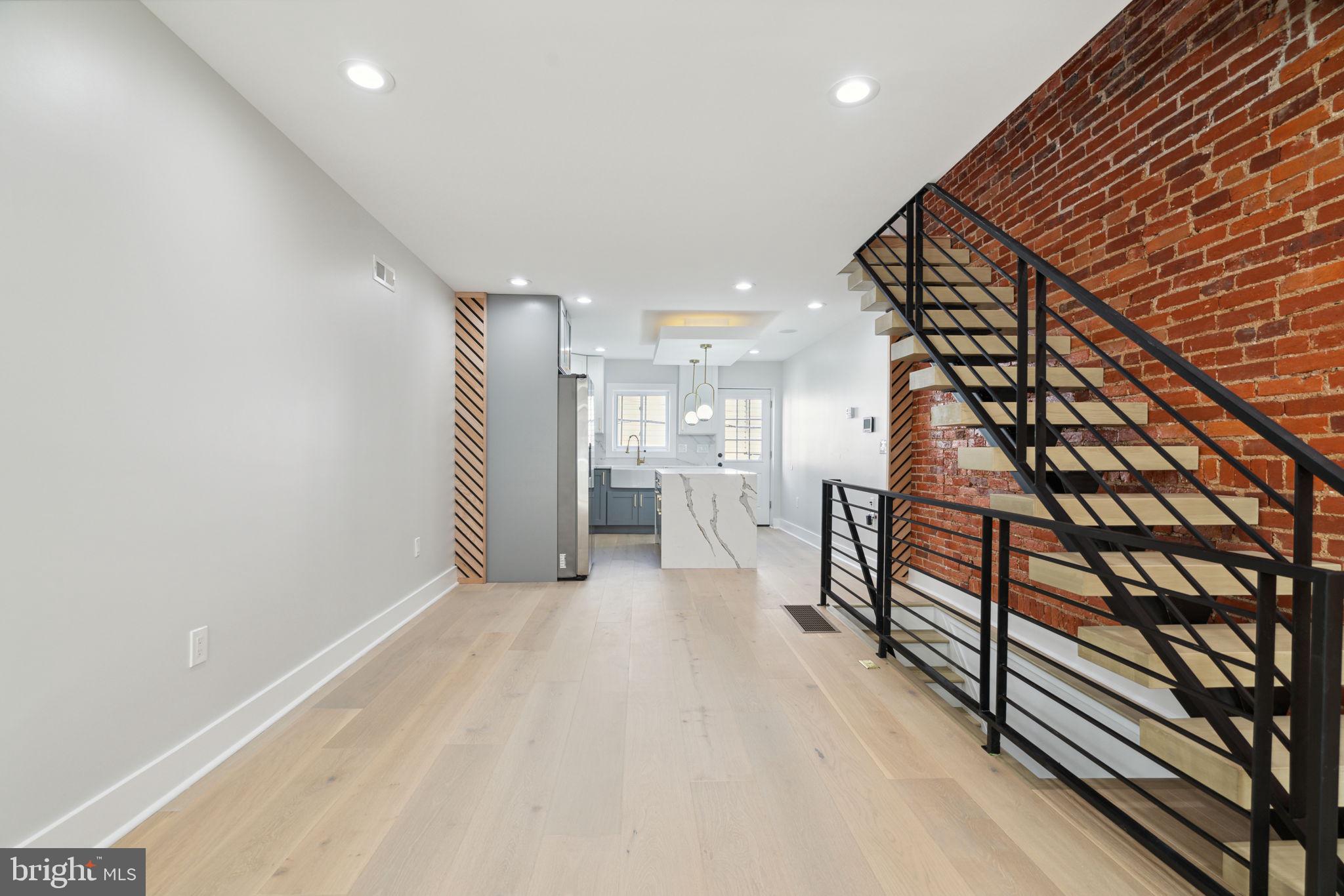 GRADUATE HOSPITAL - Residential