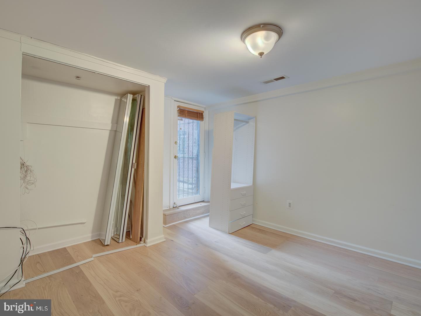 U STREET CORRIDOR - Residential Lease